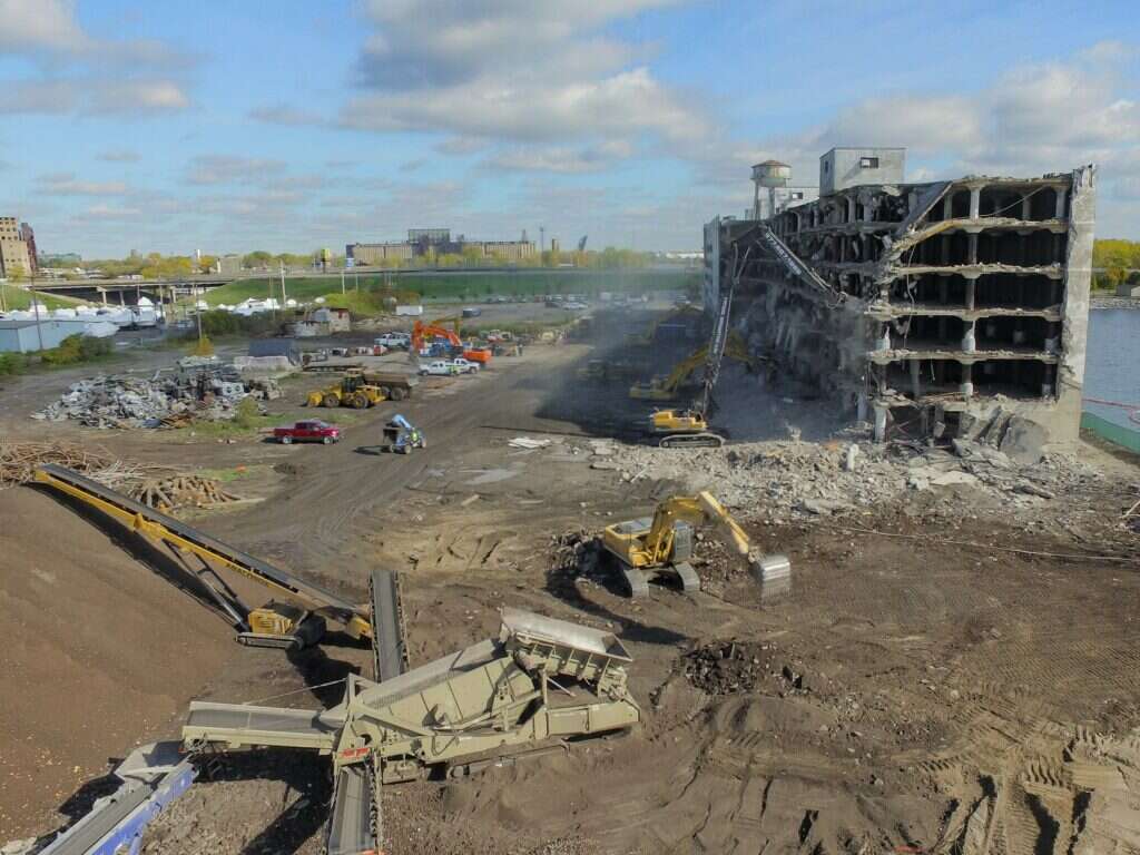Total Wrecking Projects MANUFACTURING & FOOD PROCESSING
