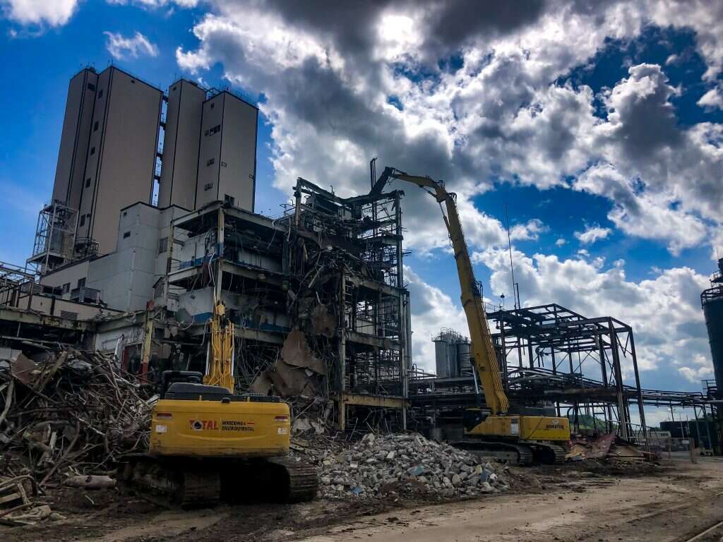 Total Wrecking Chemical Plants