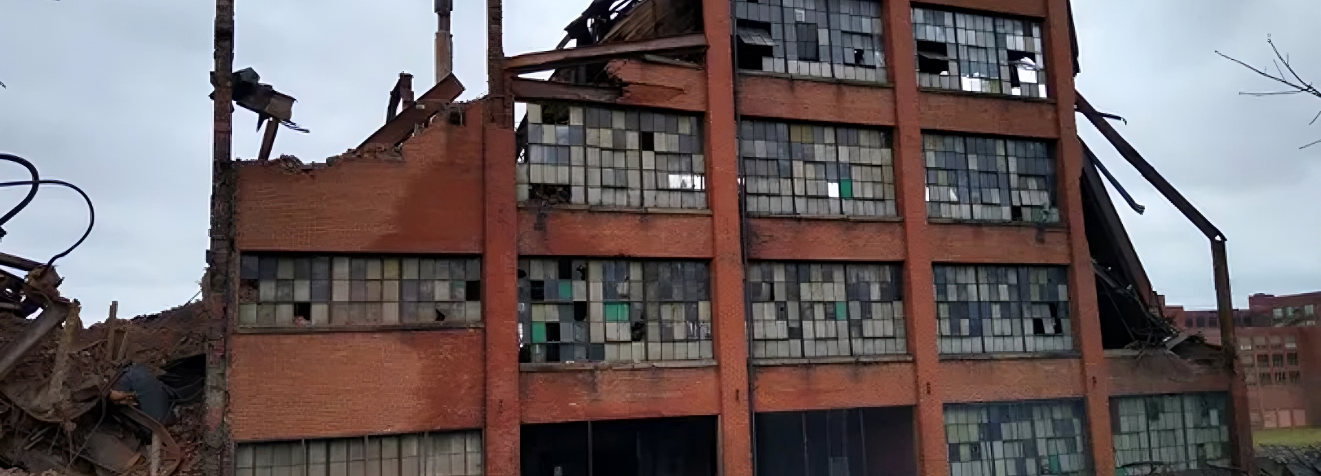Total Wrecking Press AKRON BEACON JOURNAL Total Wrecking Press AKRON BEACON JOURNAL
